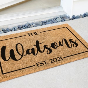 Wedding Gift for Couples, Custom Welcome Doormat with Family Name, Personalized Door Mat with Anti-Slip Backing, Housewarming Gift, New Home