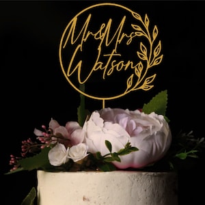 Boho Floral Wedding Cake Topper With Rustic Wreath, Mr and Mrs Cake Topper, Personalized Wedding Cake Topper, Wedding Gifts, Cake Topper