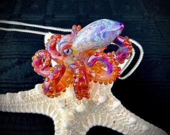 Glas Oktopus Halskette | Kraken Anhänger | Ozean inspirierte Halskette | Mundgeblasenes Glas Oktopus Schmuck
