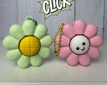 Flower Clicker -  Pocket Fidget Toy