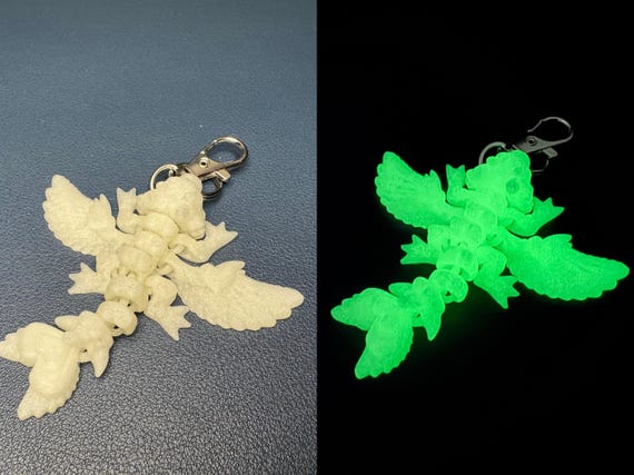 激レア　ALIEN GLOW-IN-THE-DARK KEYRING Alien Glow-in-the-Dark Bendable Keychain – Teagan & Ella
