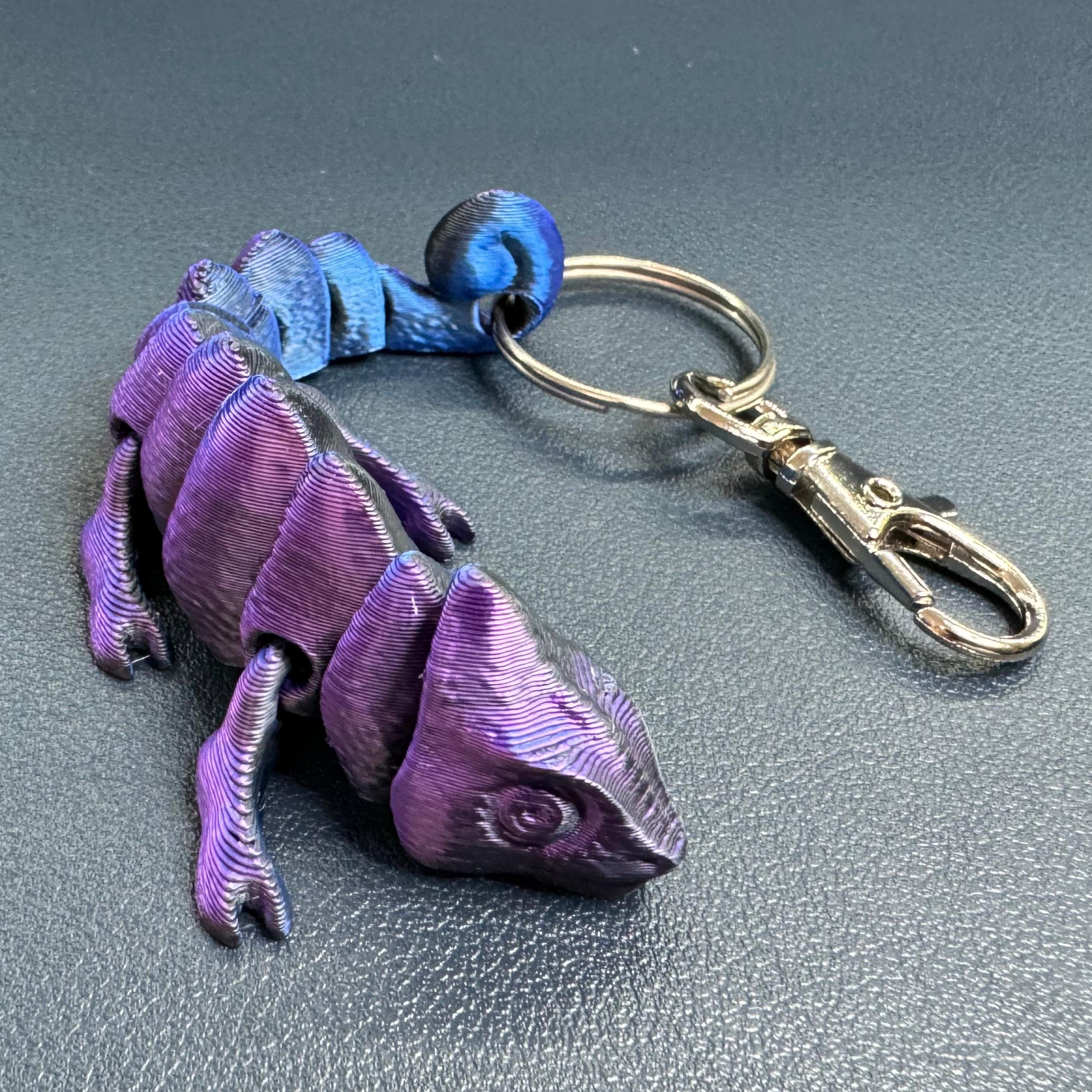 3D Printed Articulated Chameleon Keychain: Fidget Toy, Bag Tag - Etsy UK