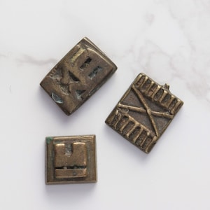 ASHANTI GOLD WEIGHT, Ashanti Goldweights, Gold weights From Ghana, 3 very old miniature weights , well used with worn lovely patina