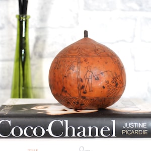 ANTIQUE AFRICAN GOURD - African Etched Gourd Collectible, Large Authentic African Tribal Calabash, Decorative Gourd, Container, Etched Gourd
