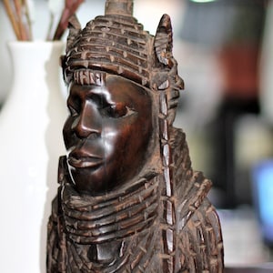 Wooden Male Bust, Hand Carved Wooden Head, Ebony Wood Sculpture, Lovely sculpture, shelf Décor , Oba Of Benin Head, Majestic Benin King Oba
