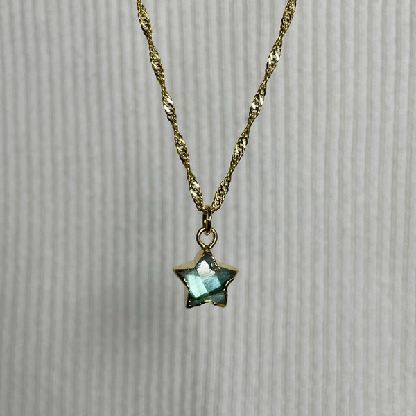 Labradorite 24k Gold-Plated TINY Star Necklace, Labradorite Dainty Celestial Crystal Choker, Labradorite Star Charm Twist Chain Jewelry Set