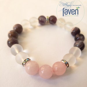Female bracelet of amethyst + transparent quartz + rose quartz. Provides calm, balance and inner peace.