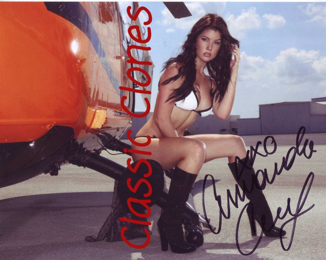 Amanda Cerny Playbot