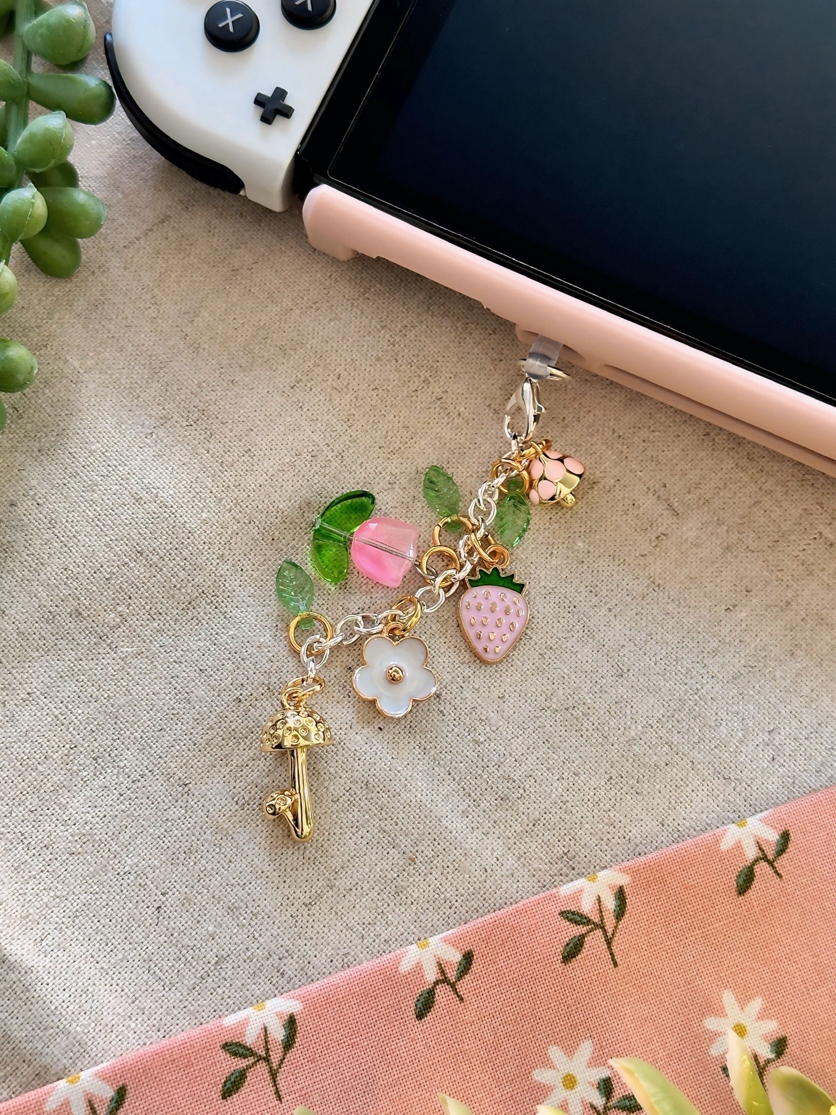 Nintendo Switch - charm Pink Drink, Strawberry Shortcake Roll, Nintendo Switch Charm
