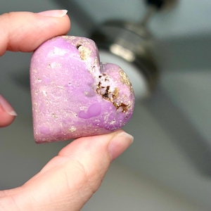 Phosphosiderite heart