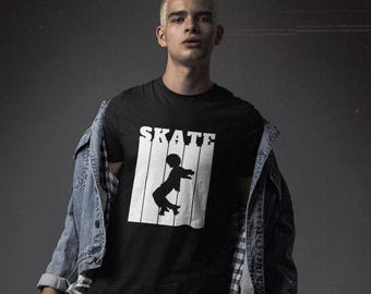 Afro Skate – Retro Rollerskating Graphic Tee - Perfect for Skaters, Casual Wear, Gifts, Streetwear, Summer Fun