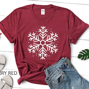 Snowflakes Shirt, Snowflake Christmas T-Shirt For Women, Christmas Gifts, Snowflake Winter Christmas Shirt, Gift For Family, Snowflake Shirt