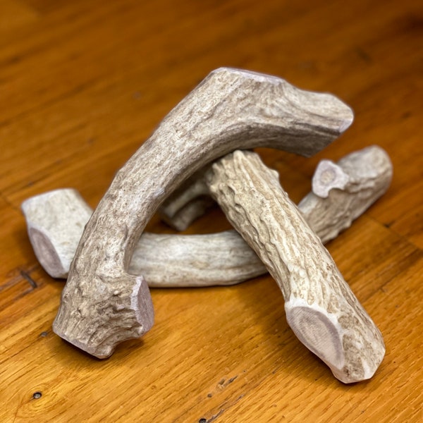 3-Pack Whole Deer Antler Dog Chew - Grade A - All Natural Organic Long Lasting Treats Made from USA Naturally Shed Antlers - Free Shipping