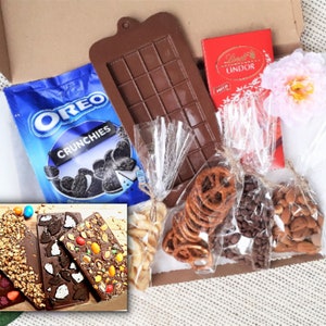 Chocolate Making Set-Do It Yourself Kit for Kids- DIY Baking Set for Children-Customizable Snacks-Birthday Gift-Silicone Mold Craft Tools