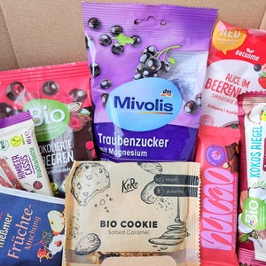 VEGAN snack box Birthday Gift for Vegan Friend Dairy Free Treats Mother's day Snacks Package Get Well Soon Present Gluten Free image 5