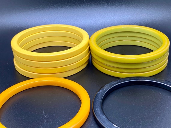 Bakelite 10 stack bangle bracelets in cream, yell… - image 7