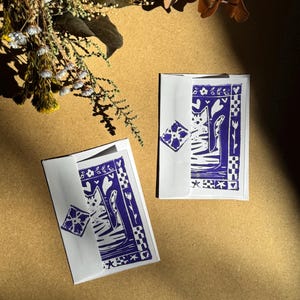 Cartão Mini Block Print - Arte Folclórica Feita à Mão com Gatos (Pacote com 4 Envelopes) Violeta