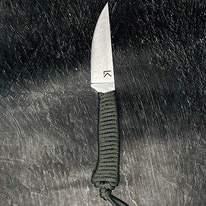 Outdoor Hiking Utility Paracord EDC Knife - OD Green