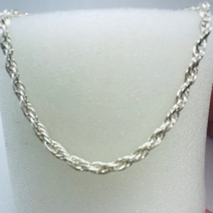 Silver 7 1/4” Long, 2.75mm Thick Solid Vintage Rope Chain Bracelet