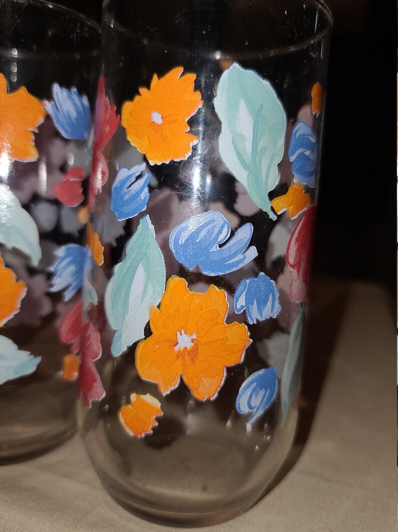 VINTAGE SET OF 4 hand painted tea glasses hand painted flower glasses collectable glass vintage water glasses tumblers barware iced tea glas