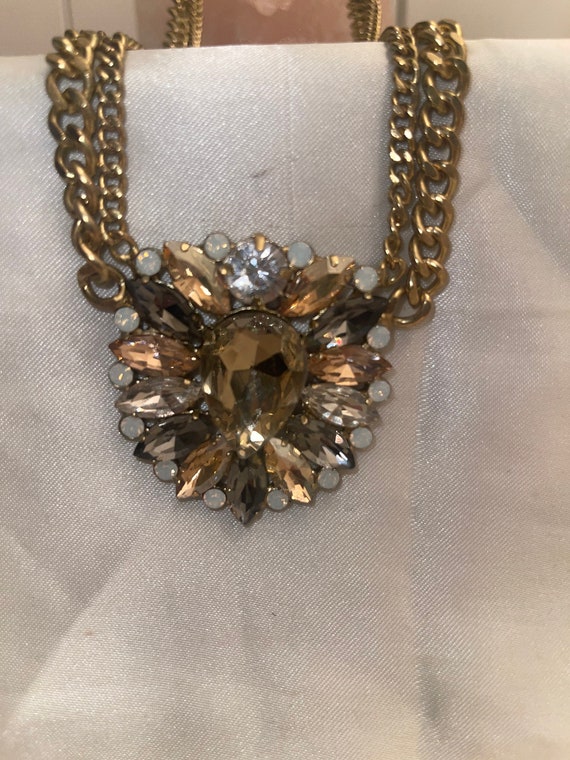 LOFT RHINESTONE MEDALLION on gold chain prong set… - image 3