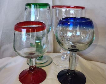 Mexican Artisan Blown Bubble Glass Set 2 Wine Glasses Ribbed Green Swirl Thick Mexican Artisan Blown Bubble Glass Set 2 Wine Glasses Ribbed Green Swirl Thick