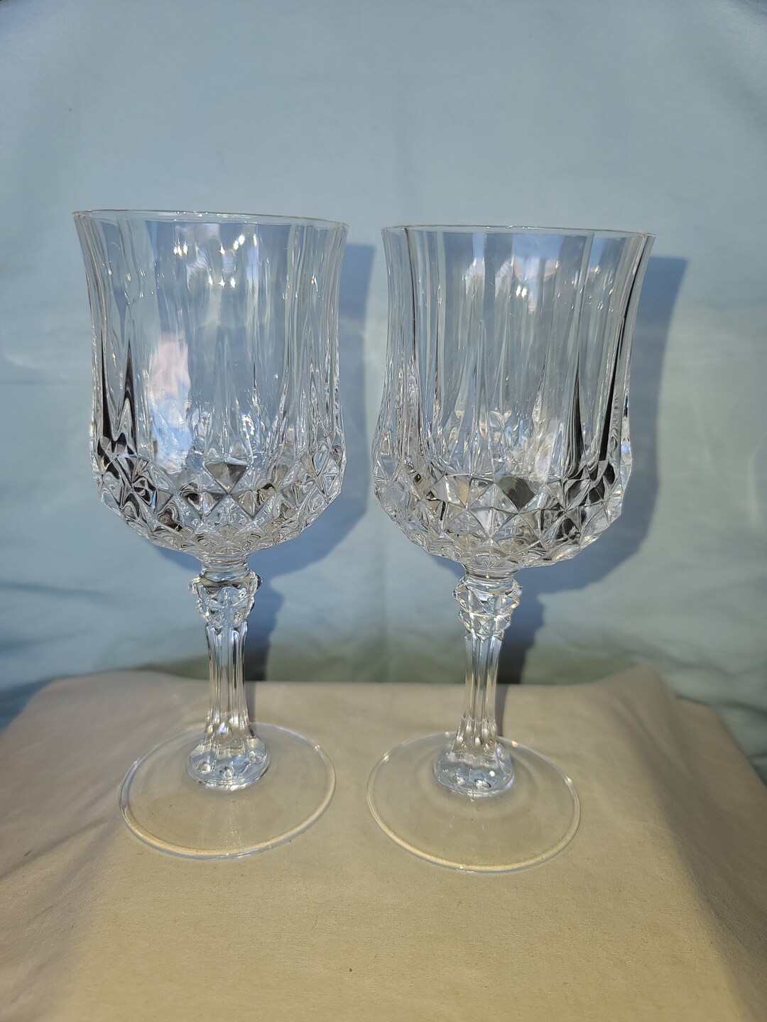 VINTAGE SET OF 5 Cut Crystal Wine Glasses' Vintage Wine Glasses