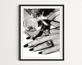 Impresión de moda de anillos de diamantes vintage: Arte mural de lujo en blanco y negro (descarga digital)