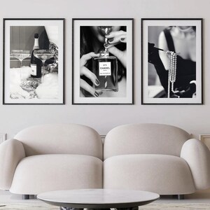Vintage Fashion Print: Black and White Pearls Photo (Digital Download) image 9