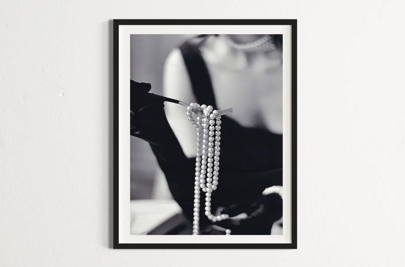 Vintage Fashion Print: Black and White Pearls Photo (Digital Download) image 1