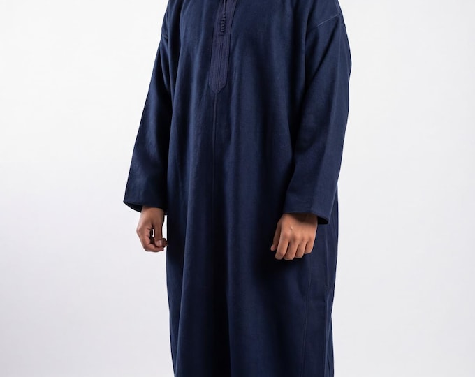 Hooded thobe for winter