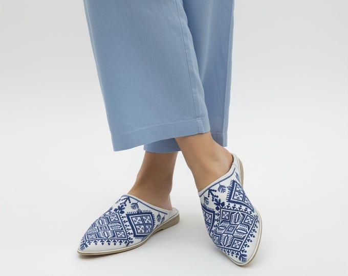 Atlas Embroidery Babouche – Premium Moroccan Leather Slippers