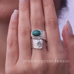 Malachite Ring, 925 Sterling Silver Ring, April Birthstone Ring, Oval Gemstone Ring, Women Silver Jewelry, Handmade Ring, Birthday Gift
