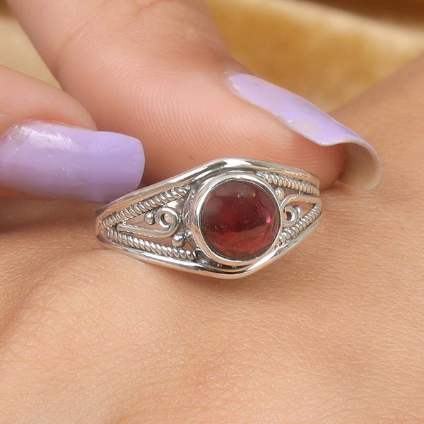 Natural Garnet Ring, 925 Sterling Silver Ring, US-5.5/UK-K, Handmade Ring, Vintage Ring, Gemstone Ring, Boho Ring, January Birthstone Ring