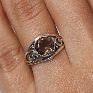 Rauchtopas Ring, 925 Sterling Silber Ring, runder Edelstein Ring, November Geburtsstein Ring, Frauen Silber Schmuck, Verlobungsring