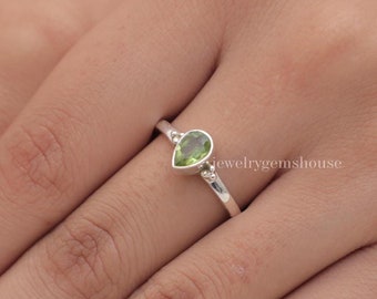 Peridot Ring, 925 Sterling Silver Ring, Faceted Gemstone Ring, August Birthstone Jewelry, Dainty Ring, Handmade Silver Ring, Gift for Her