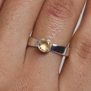 Citrine Ring, 925 Sterling Silver Ring, Round Gemstone Ring, November Birthstone Ring, Minimalist Jewellery, Handmade Ring, Gift for Her