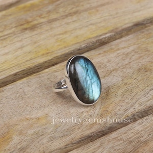 Labradorite Ring, 925 Solid Sterling Silver Ring, Oval Gemstone Ring, Statement Jewelry, Handmade Ring, Boho Ring, All Ring Size Available