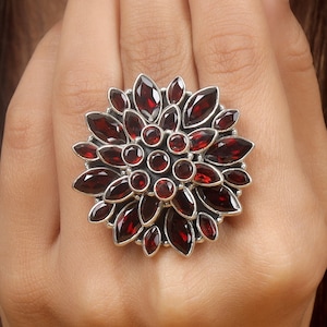 Granat Ring, 925 solid Sterling Silber Ring, Floral Granat Ring, Edelstein Silber Schmuck, einzigartigen Ring, Statement Ring, Party Wear Frauen Ring