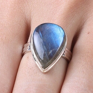 Natural Labradorite Ring, 925 Sterling Silver Ring, Pear Shape Ring, Silver Gemstone Ring, Handmade Ring, Statement Ring, Women Ring