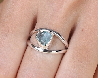 Raw Aquamarine Ring, 925 Sterling Silver Ring, March Birthstone Ring, Rough Gemstone Ring, Boho Handmade Jewelry, Women Ring, Gift for Her