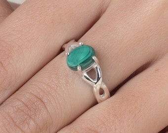 Malachite Ring, Oval Shape Ring, Gemstone Ring, Dainty Ring, Solitaire Ring, Promise Ring, Malachite Silver Ring, 925 Sterling Silver Ring