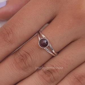 Garnet Ring, 925 Sterling Silver Ring, Round Gemstone Ring, January Birthstone Ring, Minimalist Silver Jewelry, All Ring Size Available