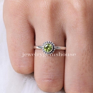 Peridot Ring, 925 Sterling Silver Ring, Faceted Gemstone Ring, August Birthstone Ring, Round Peridot Jewelry, Handmade Ring, Gift for Her