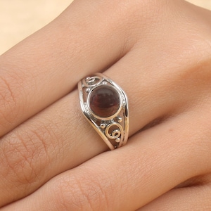 Garnet Ring, Sterling Silver Ring, Handmade Ring, Boho Ring, January Birthstone Ring, Natural Garnet Ring, Vintage Ring, Silver Garnet Ring