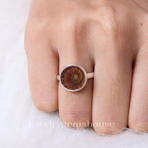Natural Ammonite Ring, 925 Solid Sterling Silver Ring, Round Gemstone Ring, Healing Crystal Jewelry, Boho Handmade Ring, Halloween Jewelry