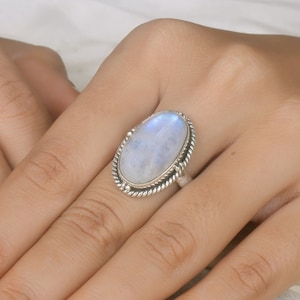 Healing Moonstone Silver Ring for Women, Handmade Moonstone Ring, Solid Silver Ring, June Birthstone Ring, Moonstone Crystal Ring