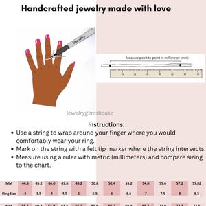 Może przedstawiać: Tabela konwersji rozmiar&oacute;w pierścionk&oacute;w od jewelrygemshouse z instrukcją mierzenia obwodu palca za pomocą sznurka i markera. Grafika zawiera schemat mierzonego palca oraz tabelę z rozmiarami pierścionk&oacute;w od 3 do 14,5.