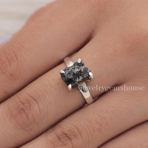 Raw Shungite Ring, 925 Sterling Silver Ring, Gemstone Ring, Handmade Silver Jewelry, Ring for Women, Rough Crystal Ring, Wedding Gift Ring