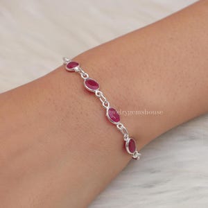 Bransoletka z rubinami, Bransoletka ze srebra próby 925, Bransoletka z owalnych kamieni szlachetnych, Minimalistyczna biżuteria srebrna, Bransoletka Boho Handmade, Prezenty rocznicowe